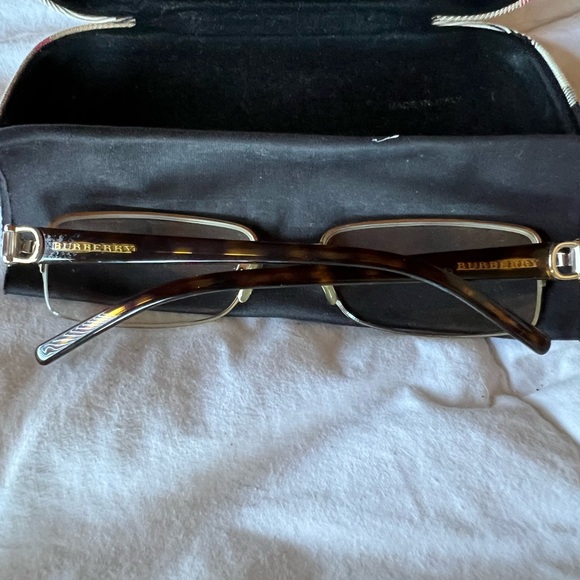 Burberry prescription Gold Frame Glasses with Case - Picture 2 of 4